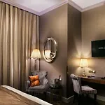 Cosmopolitan Hotel