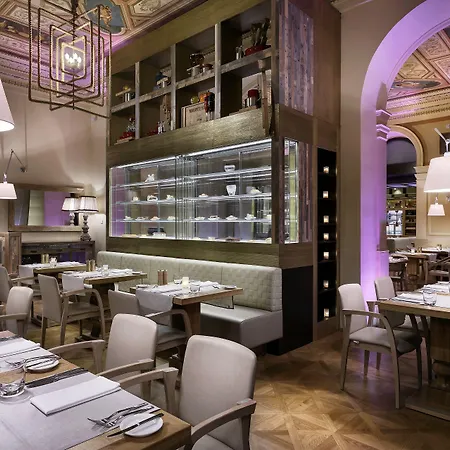 코스모폴리탄 호텔 프라하