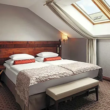 Cosmopolitan 5* Praga