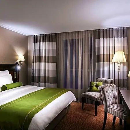Cosmopolitan Hotel