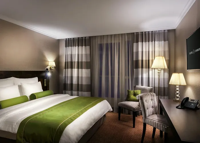 Cosmopolitan Hotel 5*