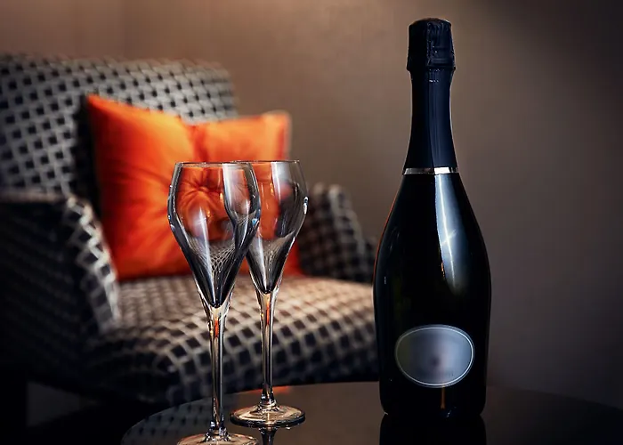 Cosmopolitan Hotell 5*